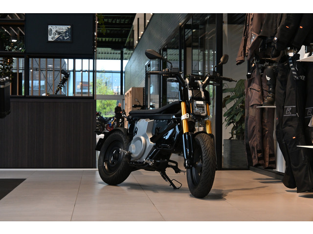 BMW CE 02 AM bromscooter