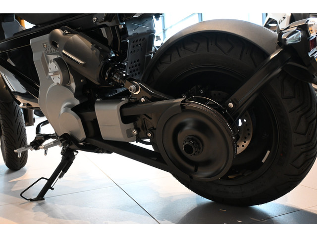 BMW CE 02 AM bromscooter