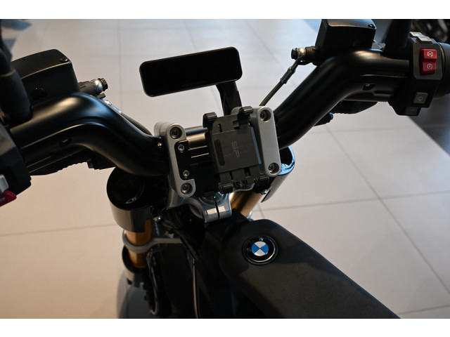 BMW CE 02 AM bromscooter