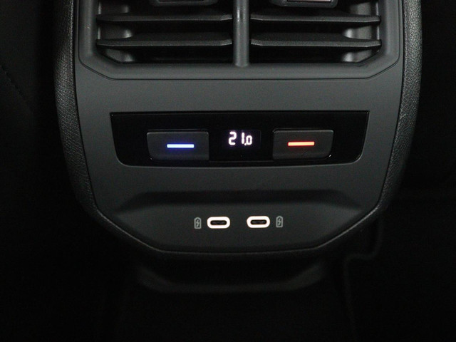 Seat Leon 1.5 eTSI FR Intens | Stoel & stuurverwarming | Trekhaak | Adaptive cruise | Navigatie | Parkeerhulp | Full LED