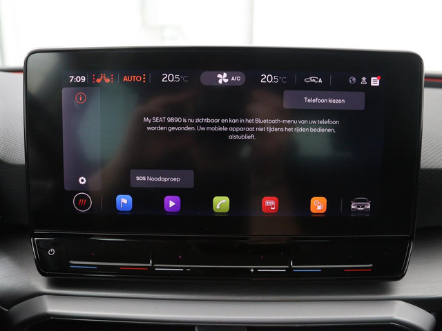 Seat Leon 1.5 eTSI FR Intens | Stoel & stuurverwarming | Trekhaak | Adaptive cruise | Navigatie | Parkeerhulp | Full LED