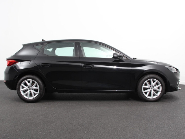 seat-leon-1.0-etsi-110pk-dsg-style-navigatie-apple-carplay--android-auto-camera-parkeersensoren-stoel--en-stuurverwarming-cruise-control-v