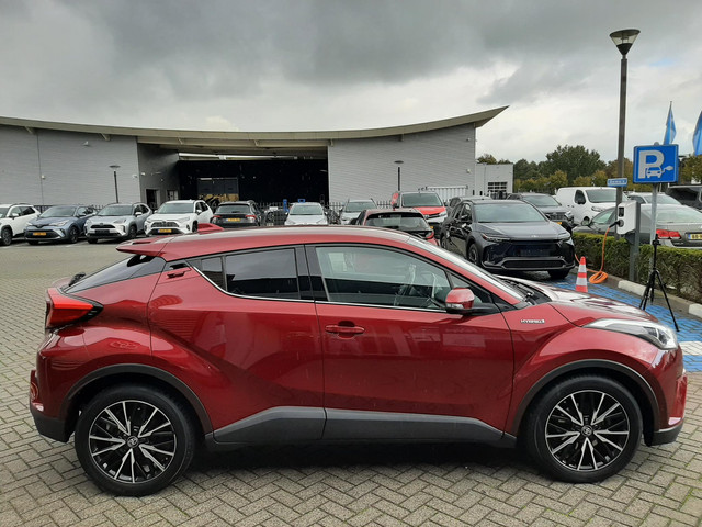 toyota-c-hr-1.8-hybrid-style-trekhaak-jbl-audio-navi-stoelverw-ad-cruise-park-sensoren-bluetooth-blind-spot-keyless-18lmv