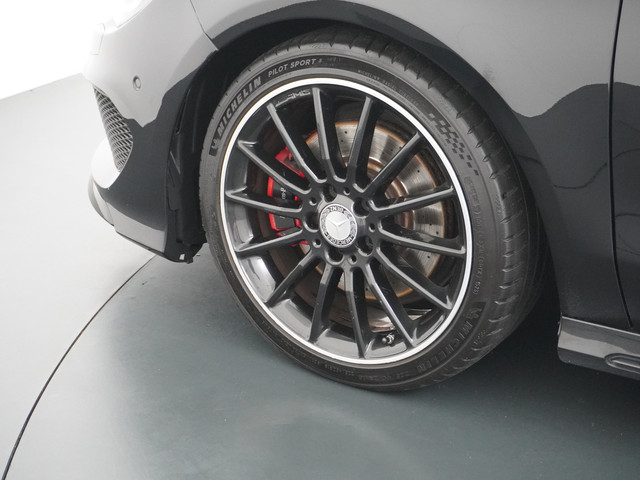 Mercedes-Benz CLA 250 AMG AUT-7 211pk Night-Pack Sport Leer Pano-dak Navi Pro Airco Thermatik Camera Cruise Control Ambition Amg Exklusiv-Pack Sto