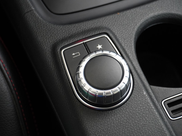 Mercedes-Benz CLA 250 AMG AUT-7 211pk Night-Pack Sport Leer Pano-dak Navi Pro Airco Thermatik Camera Cruise Control Ambition Amg Exklusiv-Pack Sto