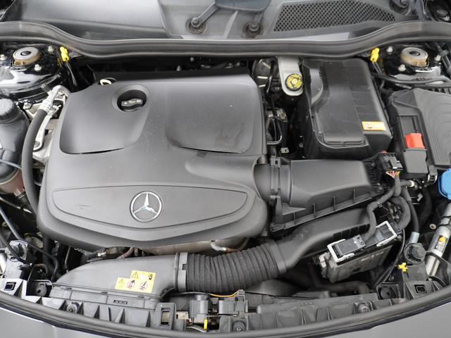 Mercedes-Benz CLA 250 AMG AUT-7 211pk Night-Pack Sport Leer Pano-dak Navi Pro Airco Thermatik Camera Cruise Control Ambition Amg Exklusiv-Pack Sto