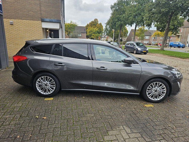 ford-focus-wagon-1.0-ecoboost-titanium-business---adap-cruise--navigatie--apple-carplay--lmv--pdc--clima--winterpack--camera--led--trekhaak