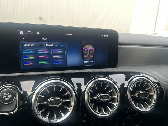 Mercedes-Benz CLA 180 Star Edition AMG Line | Night Pakket | Winter Pakket | 19 inch Multispaaks AMG Velgen | Panoramadak | MULTIBEAM LED Koplampe