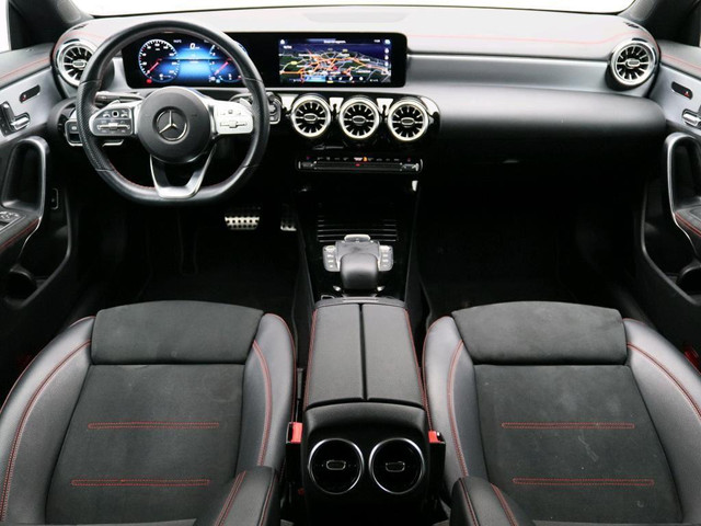 Mercedes-Benz CLA 200 Aut. Sol. AMG Sport | Panorama | Burmester | Memory | Multi Beam | Sfeer Verlichting |