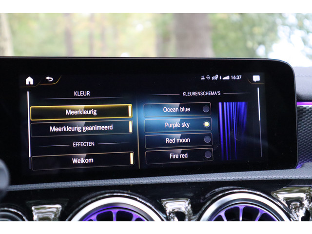 Mercedes-Benz CLA 200 Business Solution Luxury | Pano | Leder | Burmester |