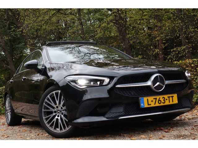 Mercedes-Benz CLA 200 Business Solution Luxury | Pano | Leder | Burmester |