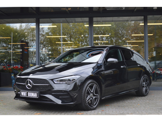 Mercedes-Benz CLA Shooting Brake 250 e AMG Led Panorama Memory Distronic Burmester Camera 360 Head-Up Pdc