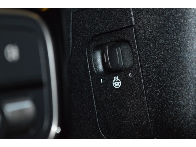 Mercedes-Benz CLA Shooting Brake 250 e AMG Led Panorama Memory Distronic Burmester Camera 360 Head-Up Pdc