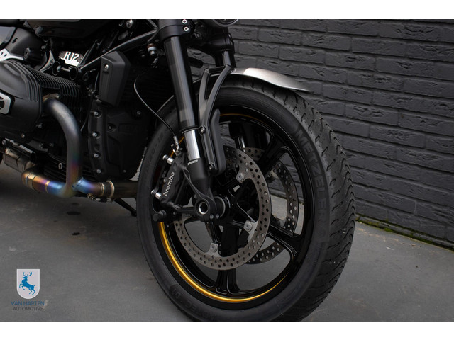 BMW R 12 Akrapovic volledig systeem   Option 719   Roadlok