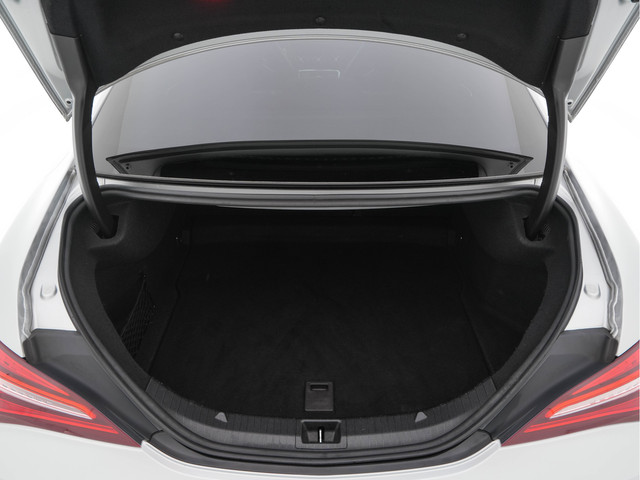 Mercedes-Benz CLA AMG 45 4MATIC Ambition Aut. *PANO | AMG-AERO-PACK | RECARO-SPORTSEATS | MICROFIBRE | FULL-LED | MEMORY-PACK | HARMAN KARDON-SURR