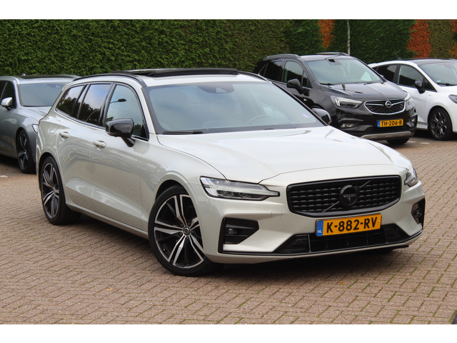 volvo-v60-2.0-b4-r-design---trekhaak---panoramadak---360camera---head-up---luxe-leder---19-----harman-kardon---keyless---carplay---stuur-s