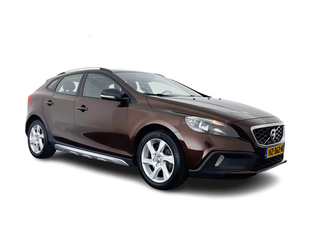 volvo-v40-cross-country-2.0-d2-momentum-navi-fullmap---comfort-seats---ecc---pdc---cruise---17--alu