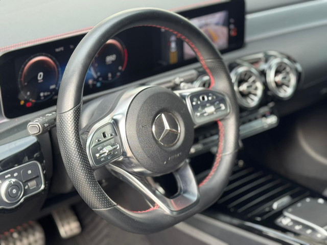 Mercedes-Benz CLA 180 AMG l PANO l SFEER l MATRIX l KEYLESS l CAMERA l SOUND l EL- STOEL l ORG.NL l 1e EIG