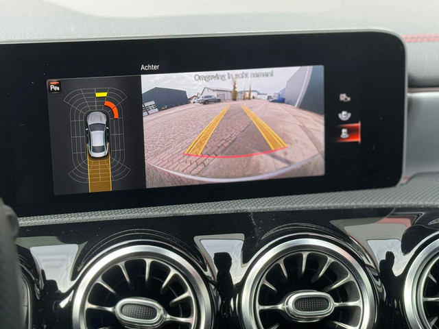 Mercedes-Benz CLA 180 AMG l PANO l SFEER l MATRIX l KEYLESS l CAMERA l SOUND l EL- STOEL l ORG.NL l 1e EIG