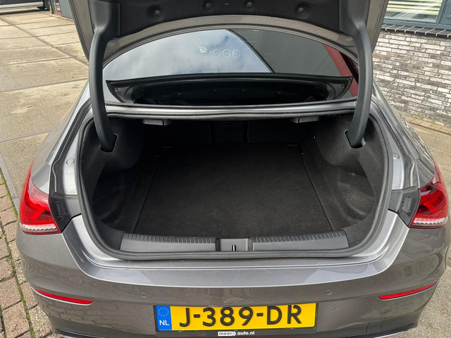 Mercedes-Benz CLA 180 AMG l PANO l SFEER l MATRIX l KEYLESS l CAMERA l SOUND l EL- STOEL l ORG.NL l 1e EIG