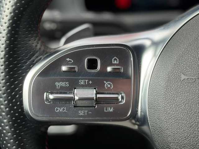 Mercedes-Benz CLA 180 AMG l PANO l SFEER l MATRIX l KEYLESS l CAMERA l SOUND l EL- STOEL l ORG.NL l 1e EIG