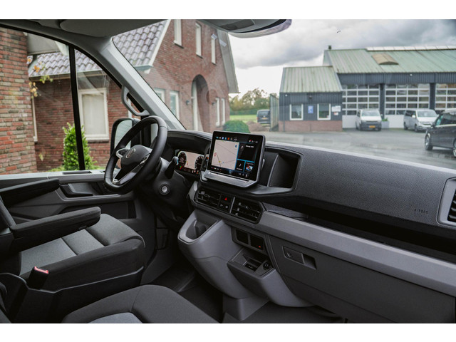 Volkswagen Crafter 2.0 TDI 140 pk Aut. L3H2 BPM Vrij Nwe Model Volkswagen Crafter 2.0 TDI 140 pk DSG Aut. L3H2 BPM Vrij Nwe Model Navi, Trekhaak me