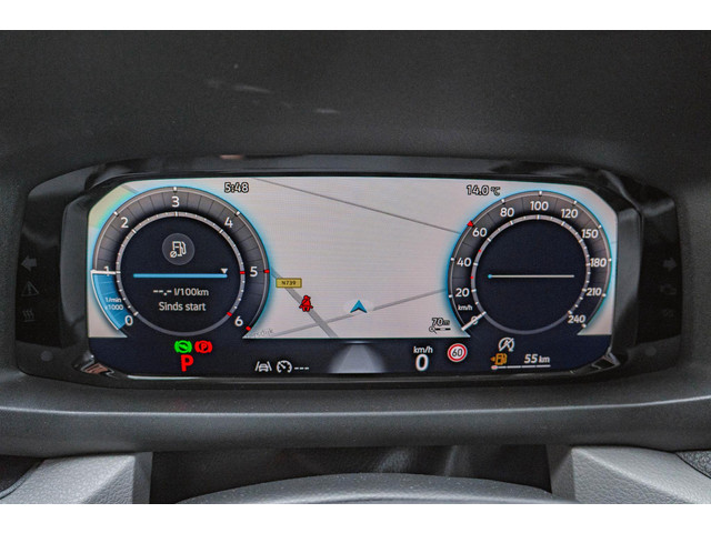 Volkswagen Crafter 2.0 TDI 140 pk Aut. L3H2 BPM Vrij Nwe Model Volkswagen Crafter 2.0 TDI 140 pk DSG Aut. L3H2 BPM Vrij Nwe Model Navi, Trekhaak me