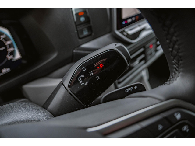 Volkswagen Crafter 2.0 TDI 140 pk Aut. L3H2 BPM Vrij Nwe Model Volkswagen Crafter 2.0 TDI 140 pk DSG Aut. L3H2 BPM Vrij Nwe Model Navi, Trekhaak me