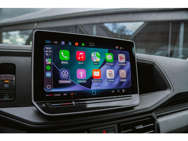 Volkswagen Crafter 2.0 TDI 140 pk Aut. L3H2 BPM Vrij Nwe Model Volkswagen Crafter 2.0 TDI 140 pk DSG Aut. L3H2 BPM Vrij Nwe Model Navi, Trekhaak me