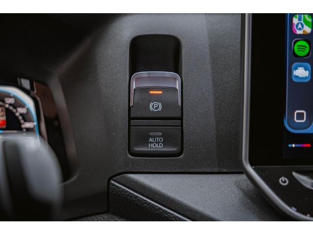 Volkswagen Crafter 2.0 TDI 140 pk Aut. L3H2 BPM Vrij Nwe Model Volkswagen Crafter 2.0 TDI 140 pk DSG Aut. L3H2 BPM Vrij Nwe Model Navi, Trekhaak me