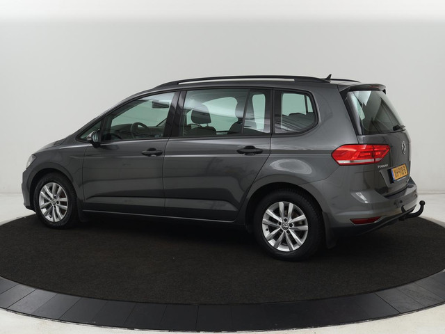 Volkswagen Touran 1.2 TSI Comfortline 7-persoons | Trekhaak | Carplay | Climate control | Cruise control | Bluetooth