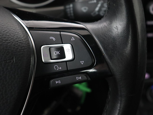 Volkswagen Touran 1.2 TSI Comfortline 7-persoons | Trekhaak | Carplay | Climate control | Cruise control | Bluetooth