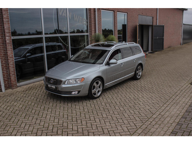 volvo-v70-1.6-t4f-summum---automaat---dakraam---trekhaak---18-inch---xenon---pdc---navi---bluetooth---cruise-control---climate-control---1