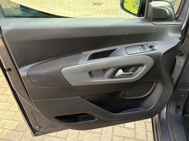 Citroen Berlingo XL 1.2 PureTech 7 PERSOONS AUTOMAAT GARANTIE