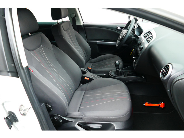 Seat Leon 1.2 TSI Ecomotive Businessline COPA. Navi, Clima, Cruise, Xenon, 17LMV, Haak 1200kg