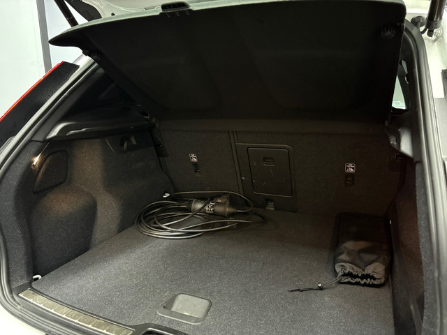 Volvo XC40 1.5 T4 Recharge R-Design Expression