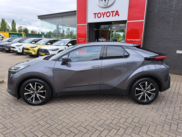 toyota-c-hr-1.8-hybrid-140-first-edition-360-camera-apple-car-play--android-auto