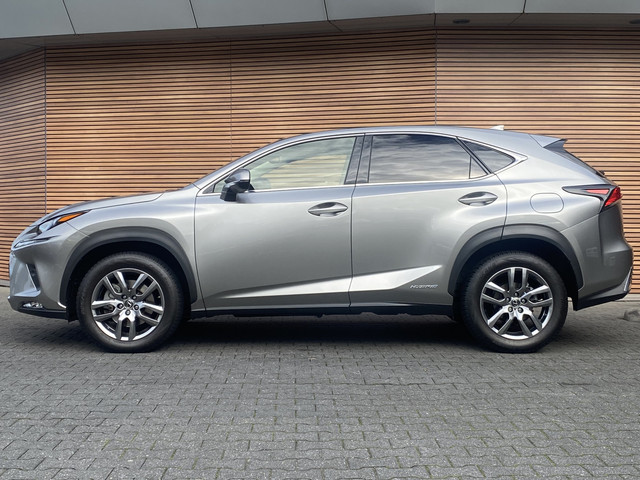 lexus-nx-300h-awd-luxury-edition-panoramadak---lederen-bekleding---navigatie