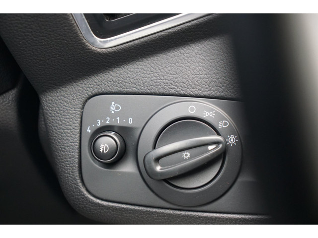 Ford Kuga 1.6 Titanium 150pk - Frozen White - Trekhaak Winterpakket - Topstaat