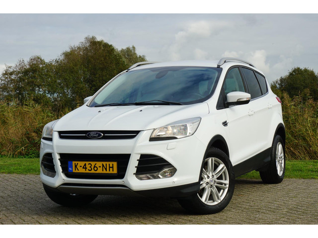 Ford Kuga 1.6 Titanium 150pk - Frozen White - Trekhaak Winterpakket - Topstaat