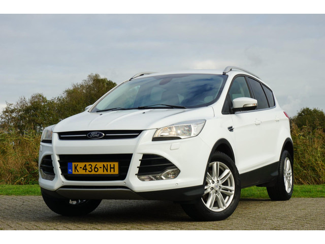 Ford Kuga 1.6 Titanium 150pk - Frozen White - Trekhaak Winterpakket - Topstaat