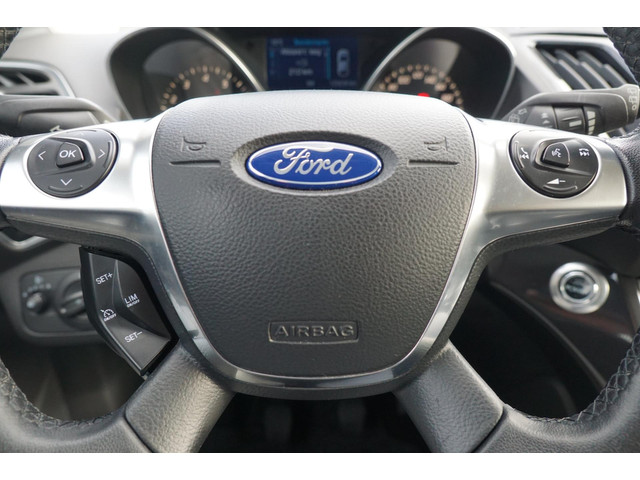 Ford Kuga 1.6 Titanium 150pk - Frozen White - Trekhaak Winterpakket - Topstaat