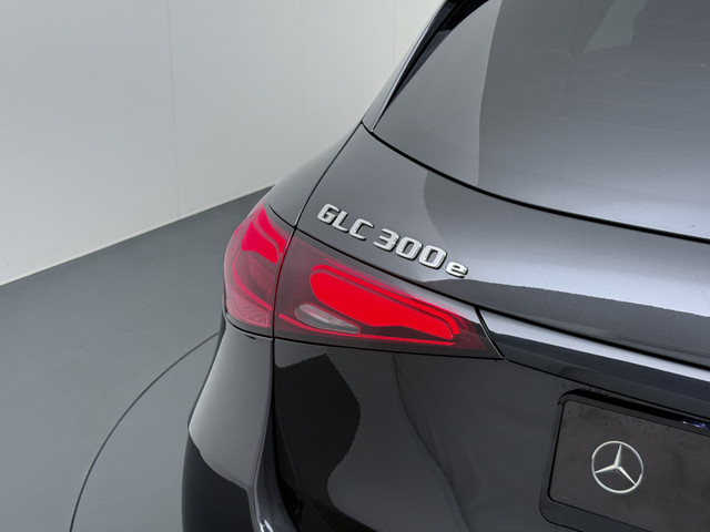 Mercedes-Benz GLC 300 e 4MATIC AMG Line | Pano Burmester Trekhaak HUD Memory