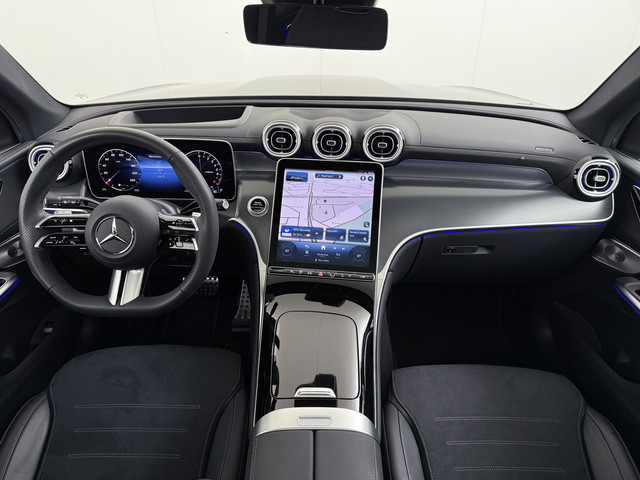 Mercedes-Benz GLC 300 e 4MATIC AMG Line | Pano Burmester Trekhaak HUD Memory