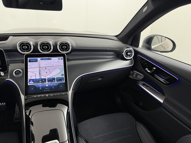 Mercedes-Benz GLC 300 e 4MATIC AMG Line | Pano Burmester Trekhaak HUD Memory