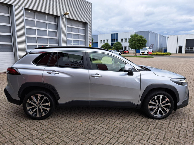 toyota-corolla-cross-hybrid-200-dynamic-apple-car-play--android-stuur-en-stoelverwarming