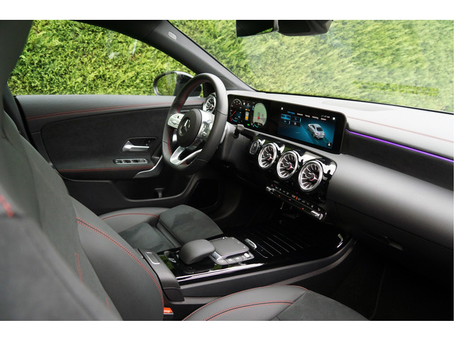 Mercedes-Benz CLA CLA 250 e Coupé AMG Line Night | Pano Multibeam Sound Night