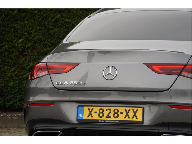 Mercedes-Benz CLA CLA 250 e Coupé AMG Line Night | Pano Multibeam Sound Night