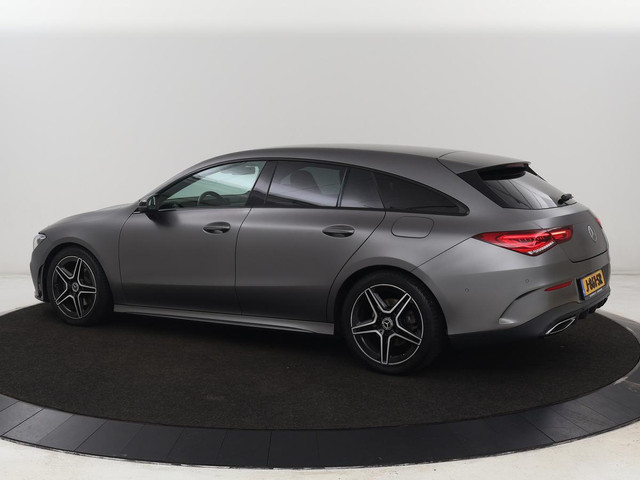 Mercedes-Benz CLA 180d Business Solution AMG | Stoelverwarming | Carplay | Camera | Leder Alcantara | Navigatie | Widescreen | Sfeerverlichting |