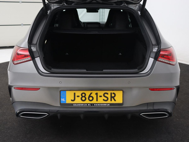 Mercedes-Benz CLA 180d Business Solution AMG | Stoelverwarming | Carplay | Camera | Leder Alcantara | Navigatie | Widescreen | Sfeerverlichting |